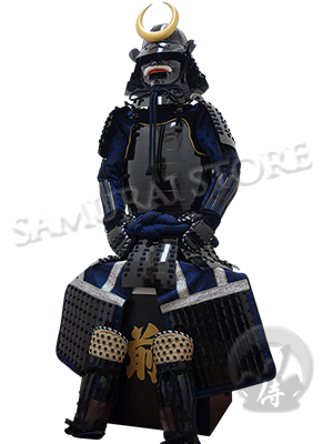 L033 Black Lacquered Suit of armor